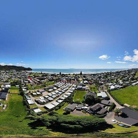 Another On Leo Waihi Kültér fotó